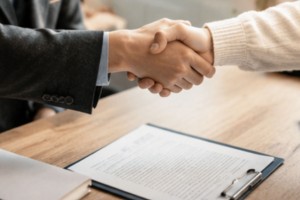 BookYourStudy и  “Институт профессионального образования” стали партнерами!